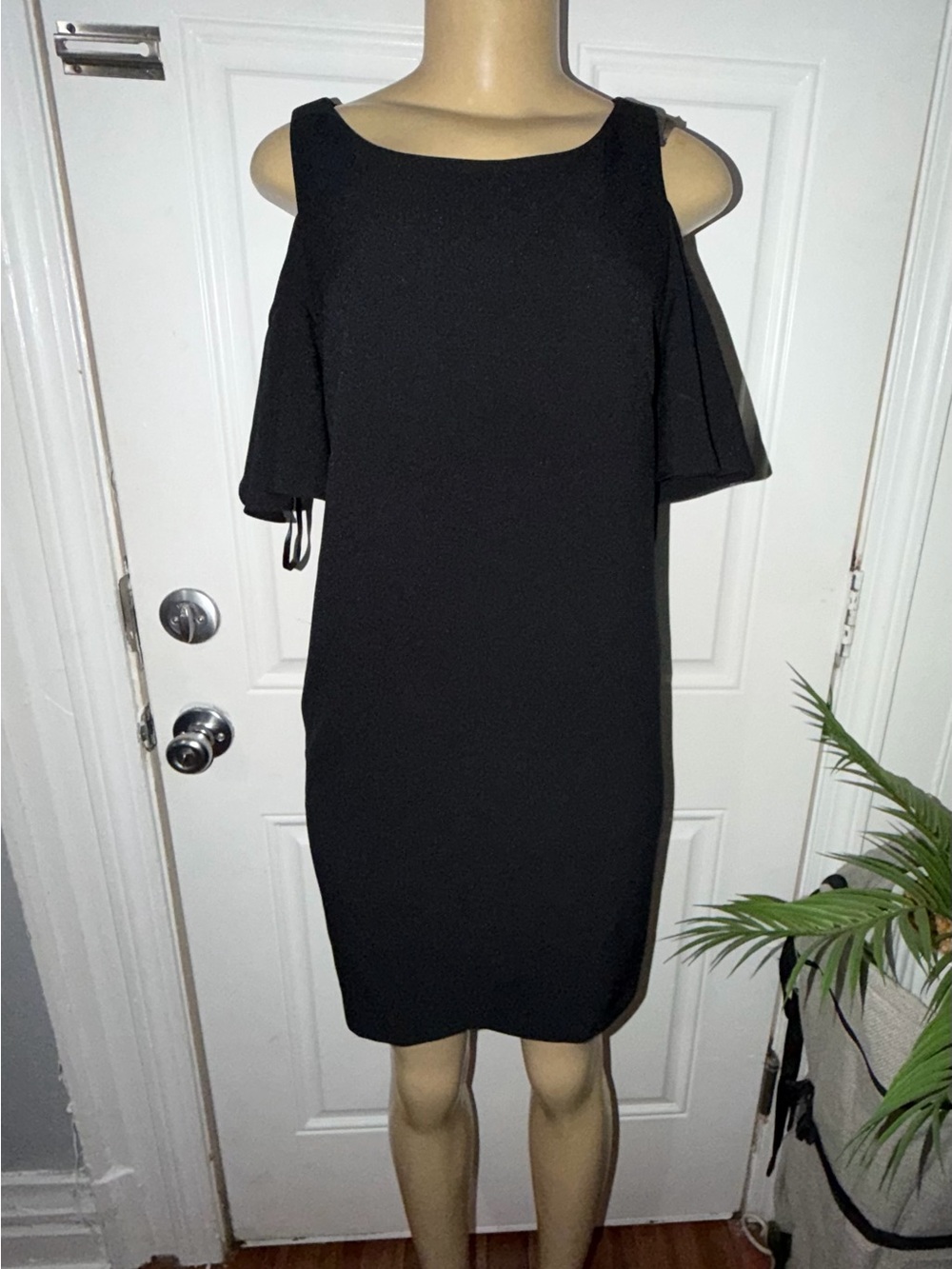 Chelsea28 Black Cold-Shoulder Mini Dress